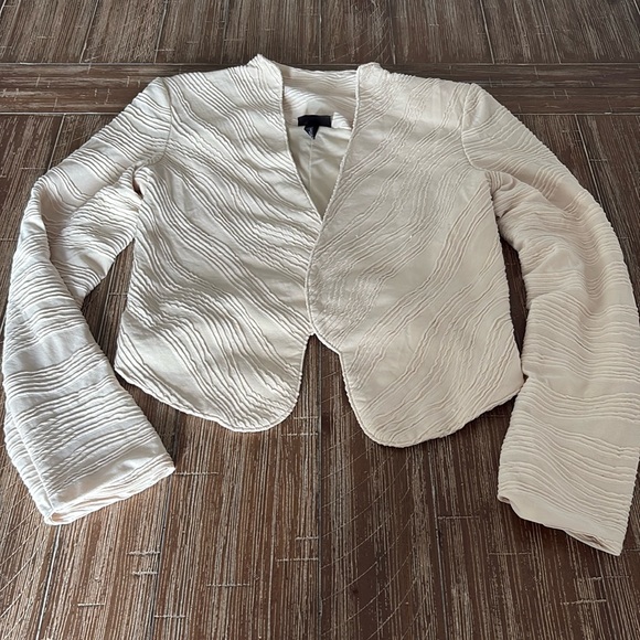 Mossimo Supply Co. Jackets & Blazers - Cream, cropped jacket.